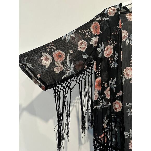 Torrid Size 0 or Large Floral Fringe Hem Sheer Fringe Kimono Cardigan Black Boho - Picture 6 of 9
